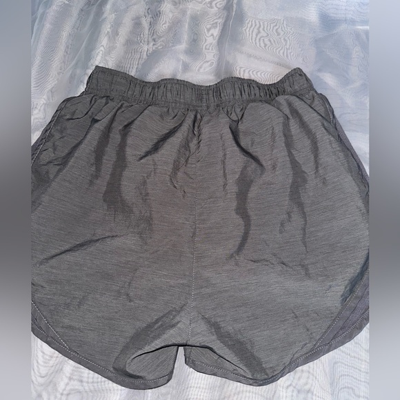 Nike Tempo shorts - Picture 3 of 4
